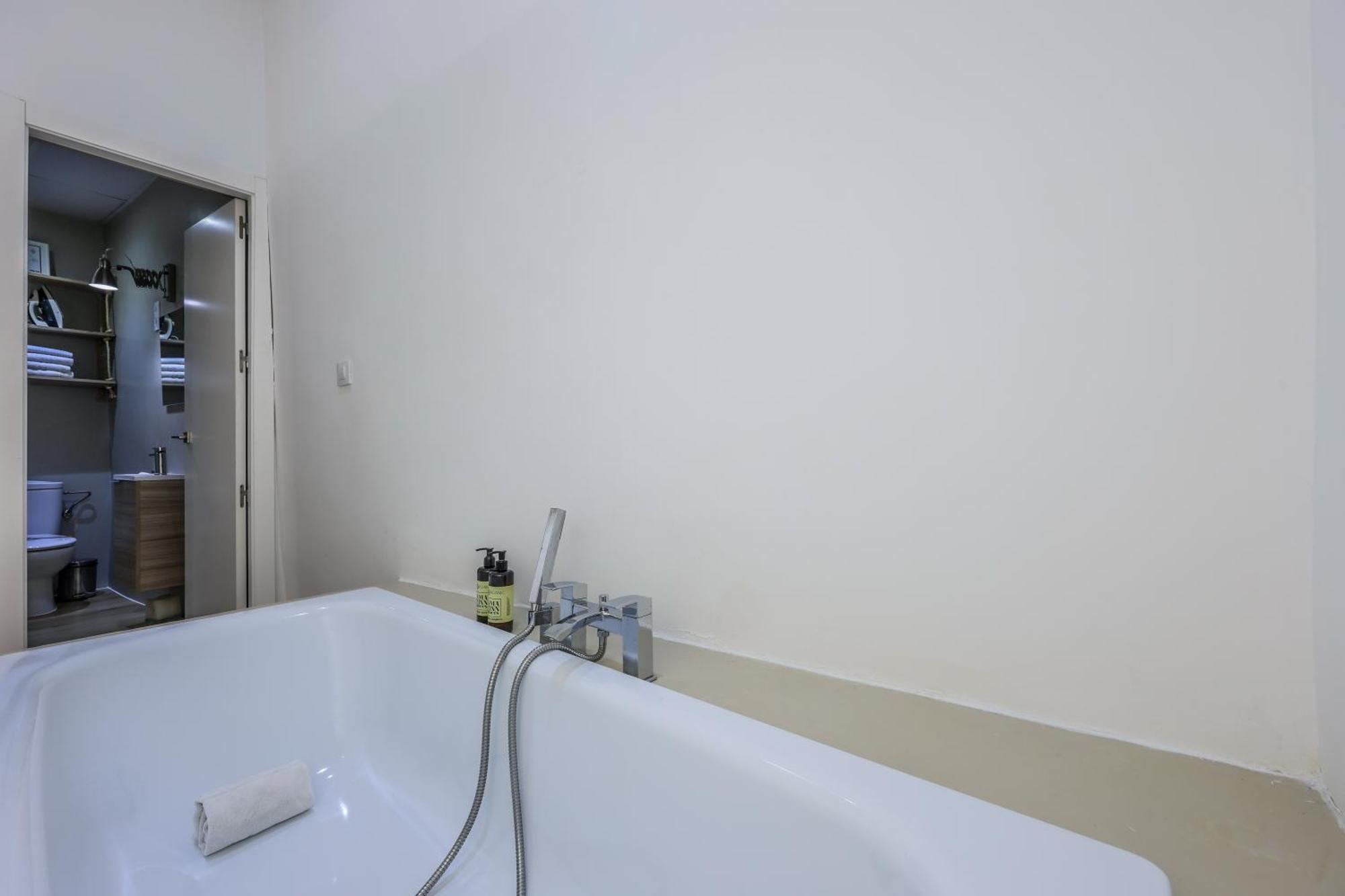 Apartamento Esplendido Y Centrico Madrid Exterior photo